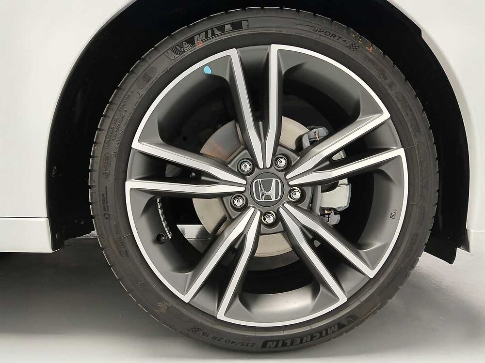 Honda Civic ADVANCE CVT